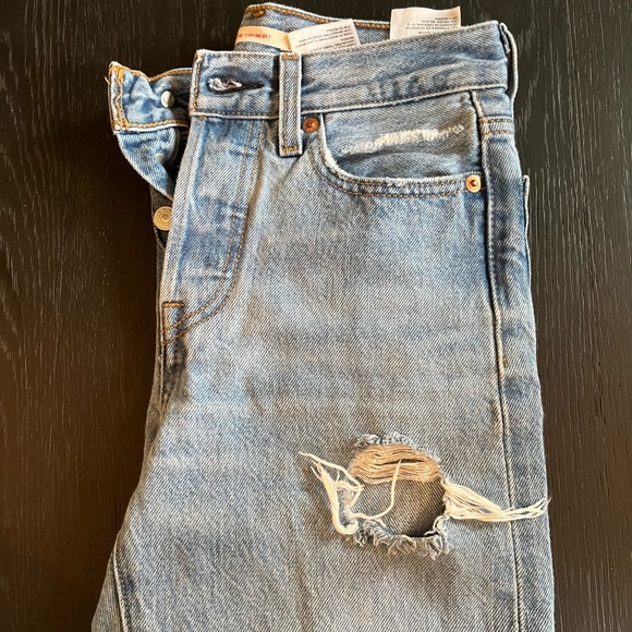 Levi Jeans size 23 Wedgie Straight - Picture 5 of 8